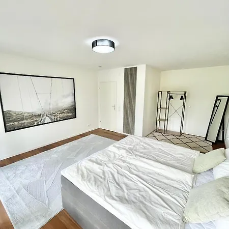 2 Etagen-loft Mit Swimmingpool In Traumlage شقة فيسبادن